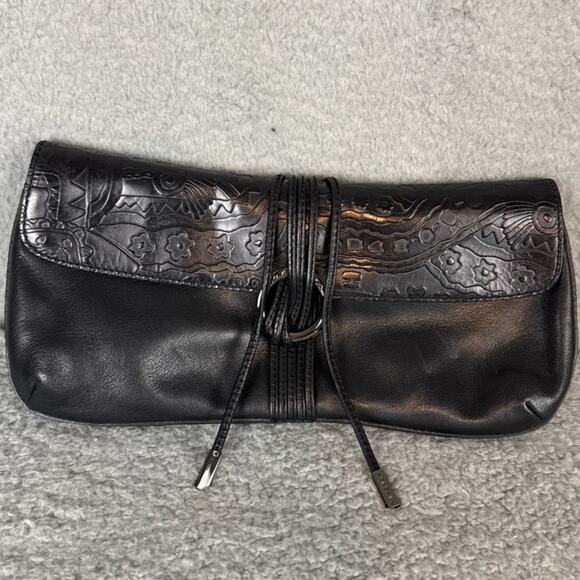 Via Spiga Africa Collection Black Leather Embossed Clutch Purse Magnetic Snap - Picture 1 of 12